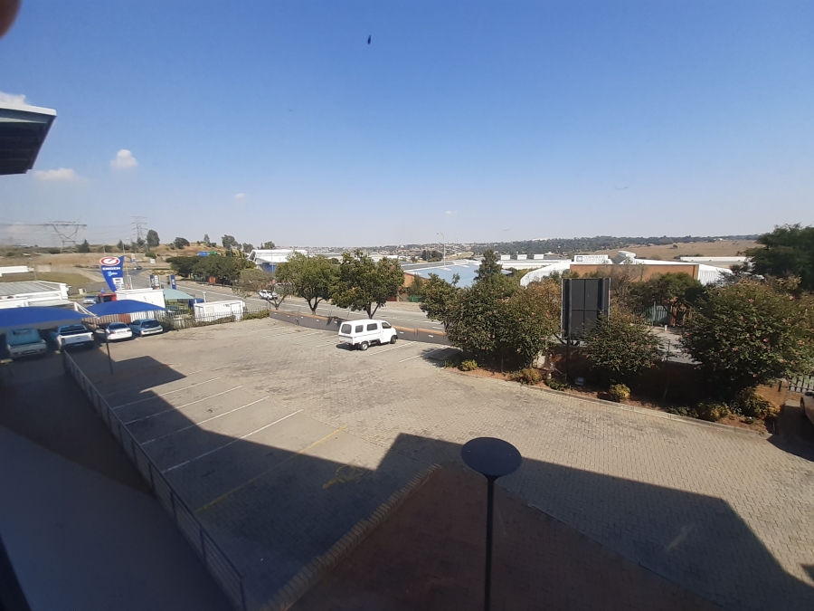 To Let commercial Property for Rent in Linbro Park Gauteng