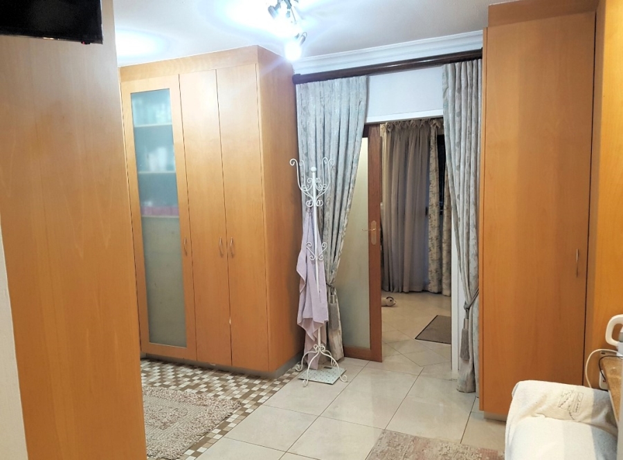 5 Bedroom Property for Sale in Montana Park Gauteng