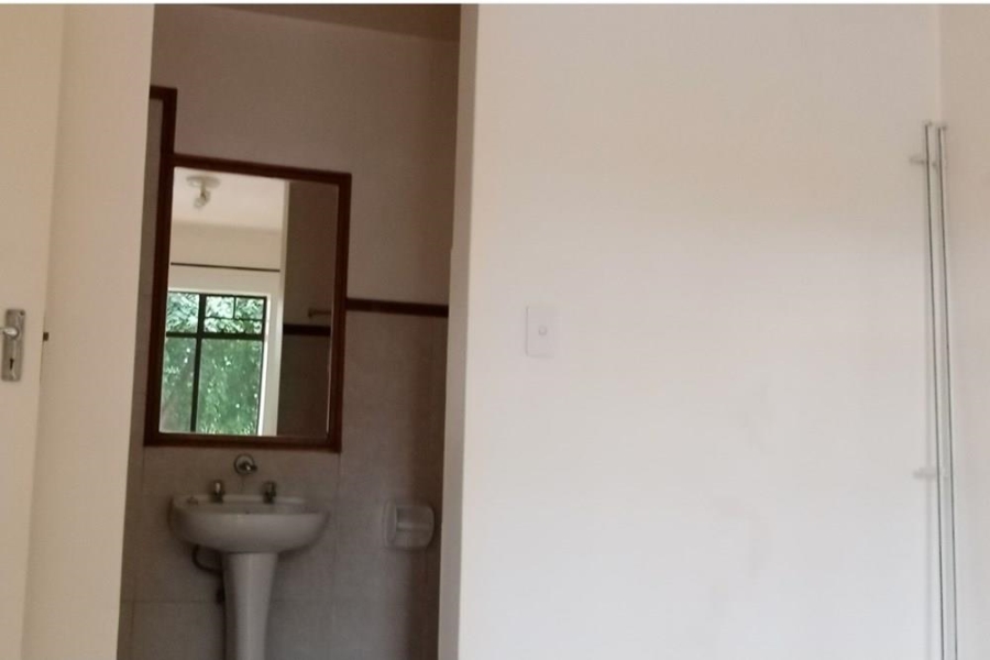 To Let 1 Bedroom Property for Rent in Sagewood Gauteng