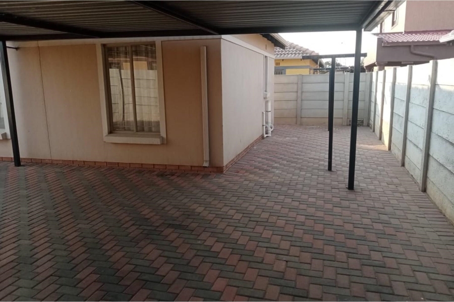 To Let 3 Bedroom Property for Rent in Leopard