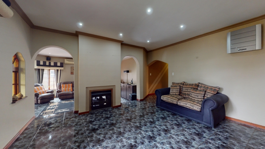3 Bedroom Property for Sale in Brentwood Gauteng