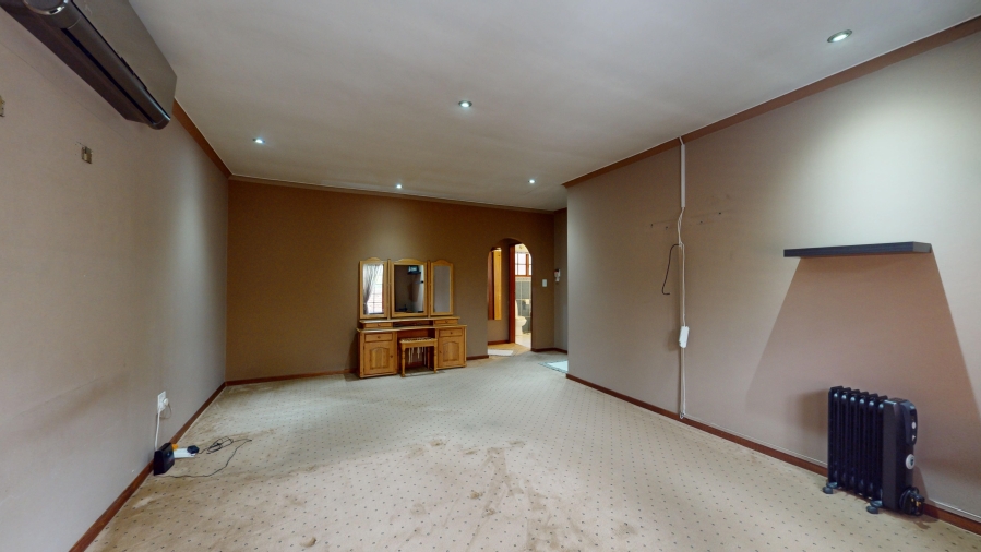 3 Bedroom Property for Sale in Brentwood Gauteng