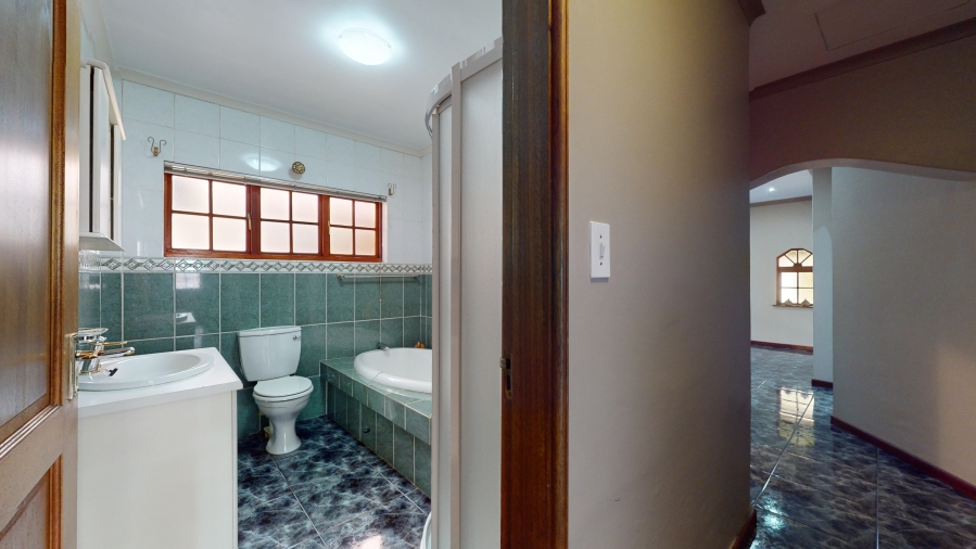 3 Bedroom Property for Sale in Brentwood Gauteng