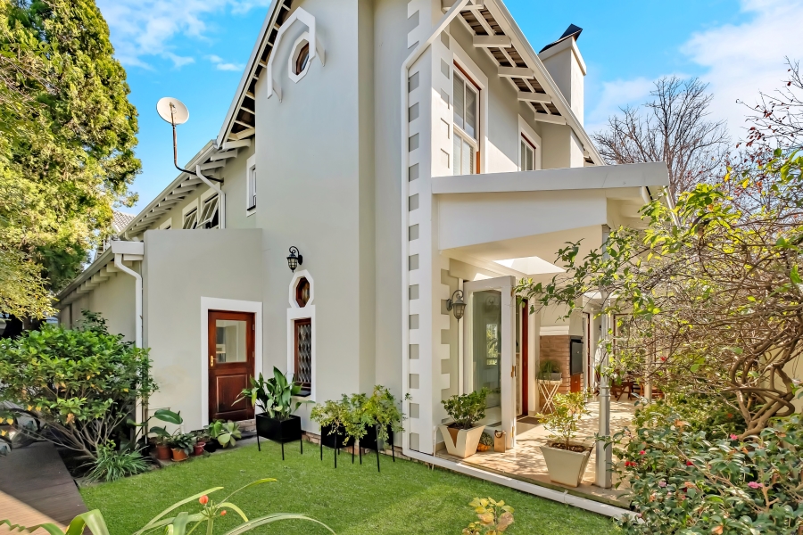 3 Bedroom Property for Sale in Linden Gauteng