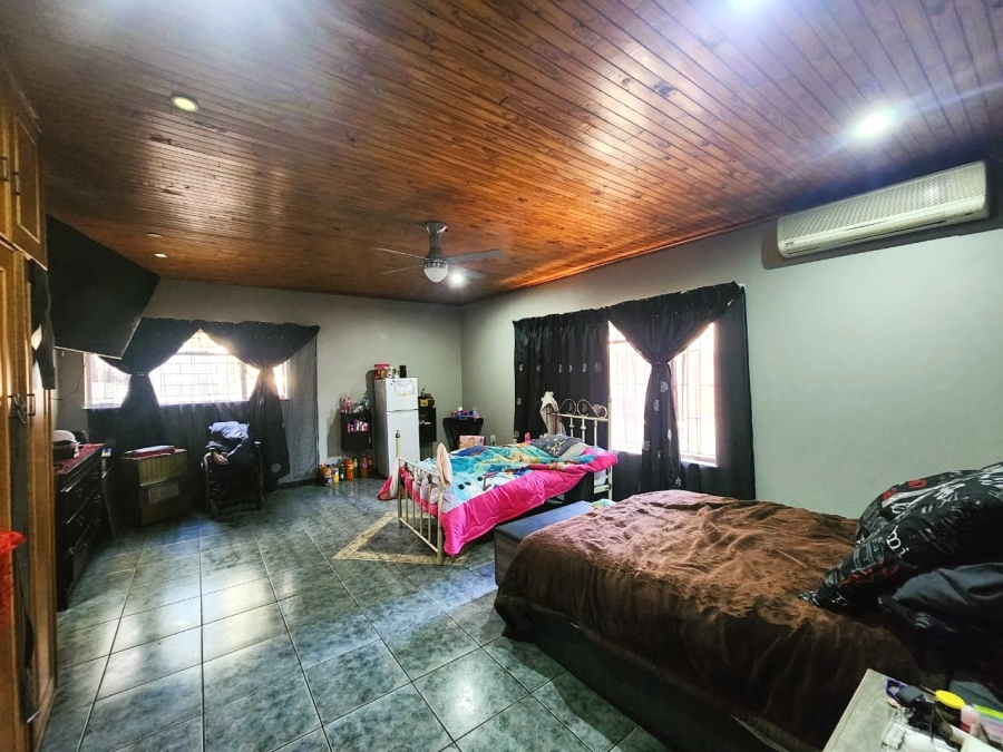 4 Bedroom Property for Sale in Kookrus Gauteng
