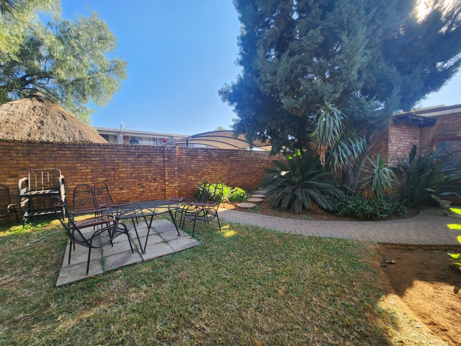 4 Bedroom Property for Sale in Kookrus Gauteng