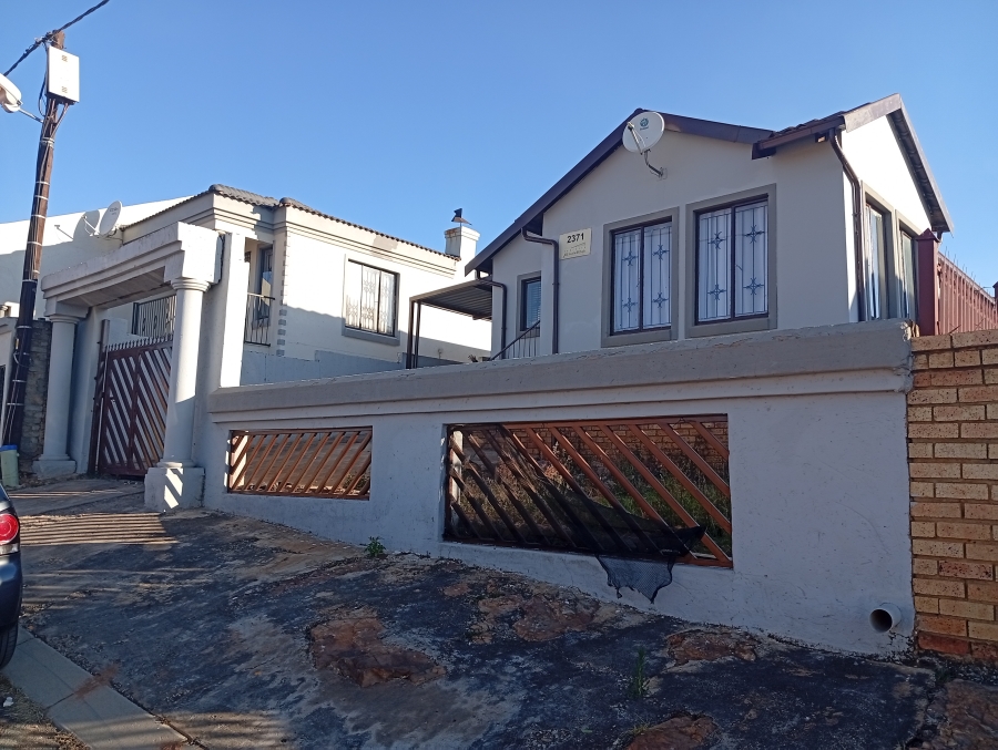 2 Bedroom Property for Sale in Mahube Valley Gauteng