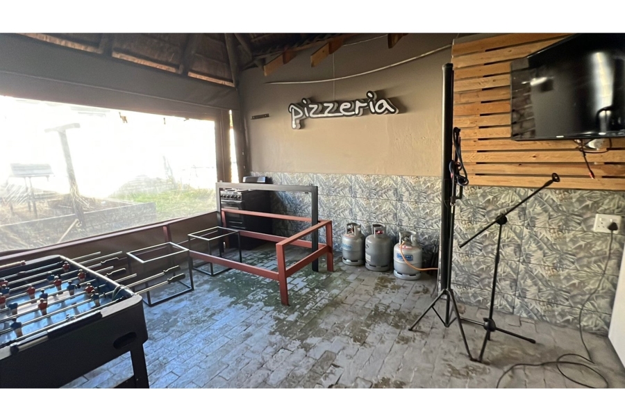 4 Bedroom Property for Sale in Rooihuiskraal Gauteng