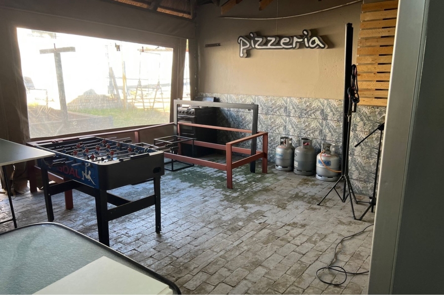4 Bedroom Property for Sale in Rooihuiskraal Gauteng