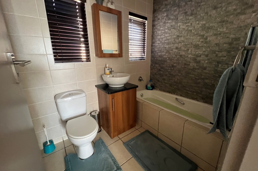2 Bedroom Property for Sale in Brooklands Lifestyle Estate Gauteng