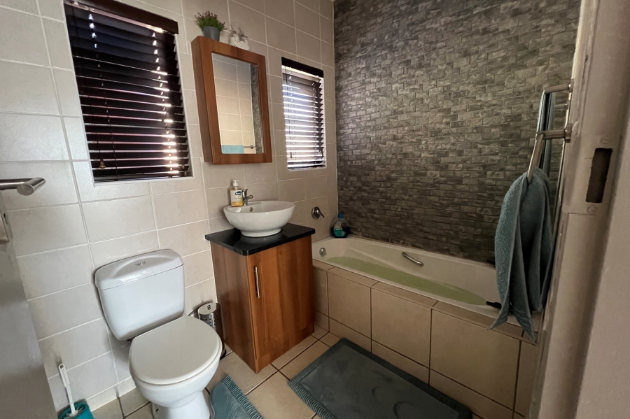 2 Bedroom Property for Sale in Brooklands Lifestyle Estate Gauteng