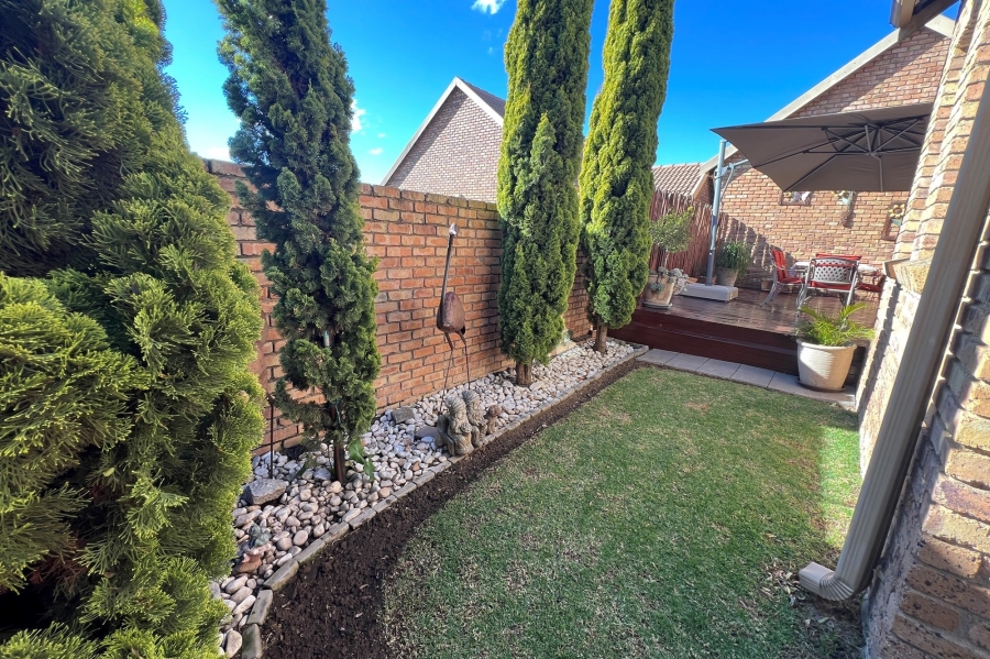 2 Bedroom Property for Sale in Brooklands Lifestyle Estate Gauteng