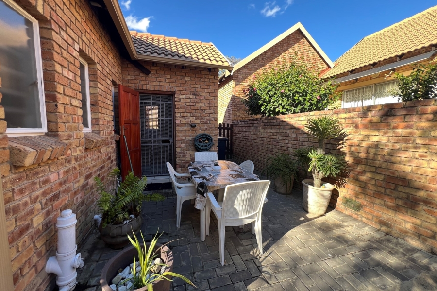 2 Bedroom Property for Sale in Brooklands Lifestyle Estate Gauteng