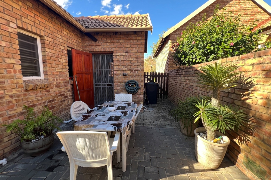 2 Bedroom Property for Sale in Brooklands Lifestyle Estate Gauteng