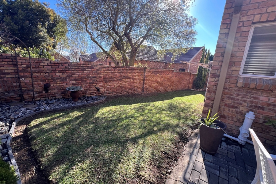 2 Bedroom Property for Sale in Brooklands Lifestyle Estate Gauteng