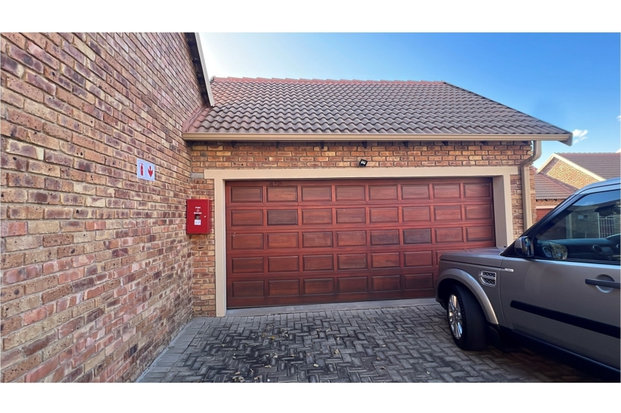 2 Bedroom Property for Sale in Brooklands Lifestyle Estate Gauteng