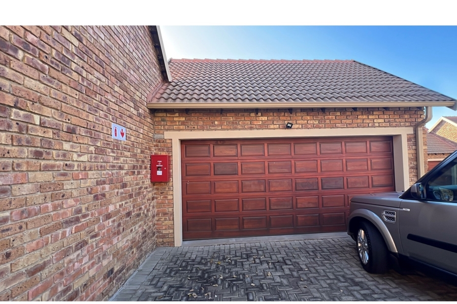 2 Bedroom Property for Sale in Brooklands Lifestyle Estate Gauteng
