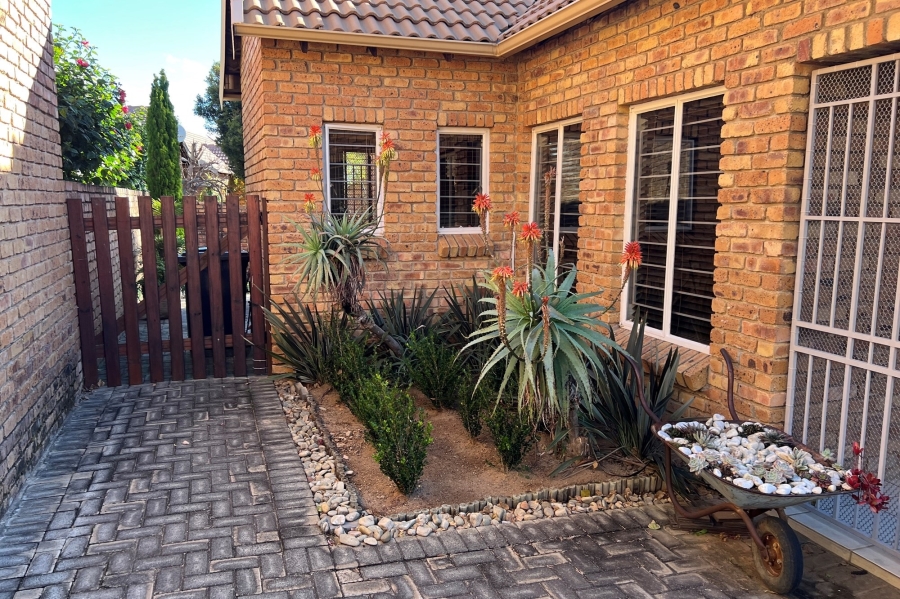 2 Bedroom Property for Sale in Brooklands Lifestyle Estate Gauteng