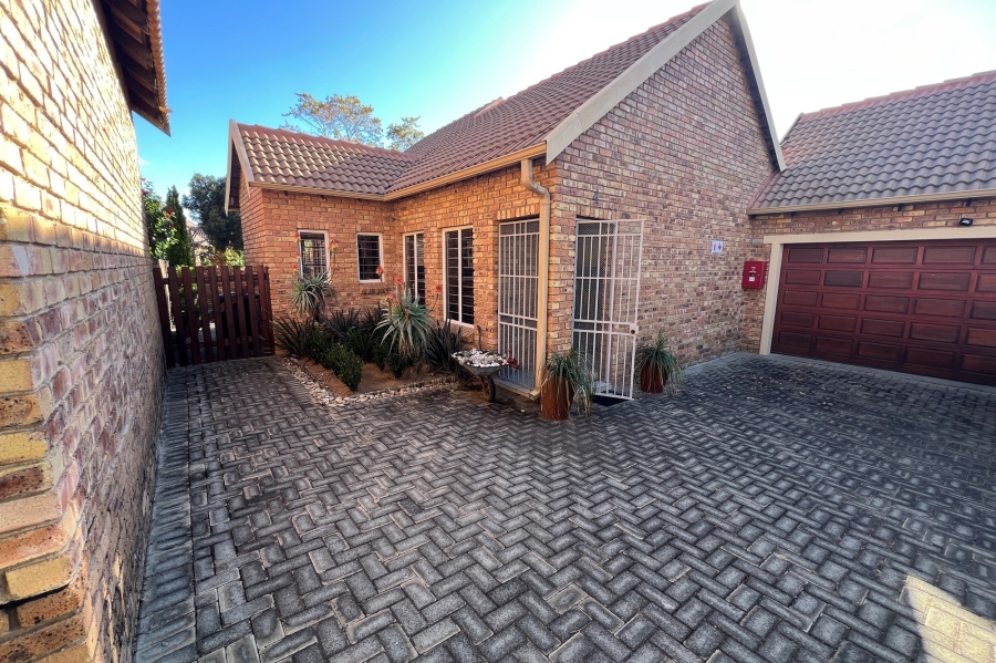 2 Bedroom Property for Sale in Brooklands Lifestyle Estate Gauteng