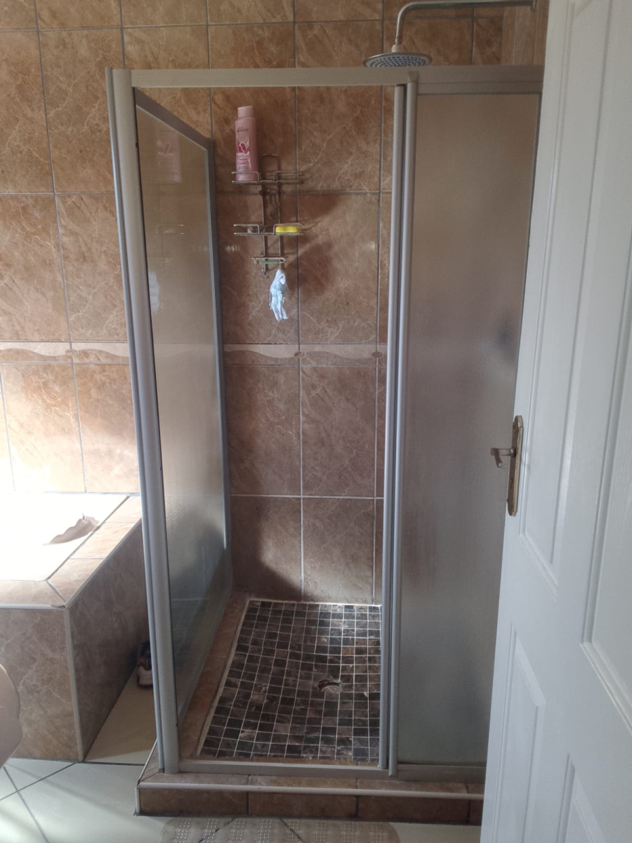 3 Bedroom Property for Sale in Westonaria Gauteng