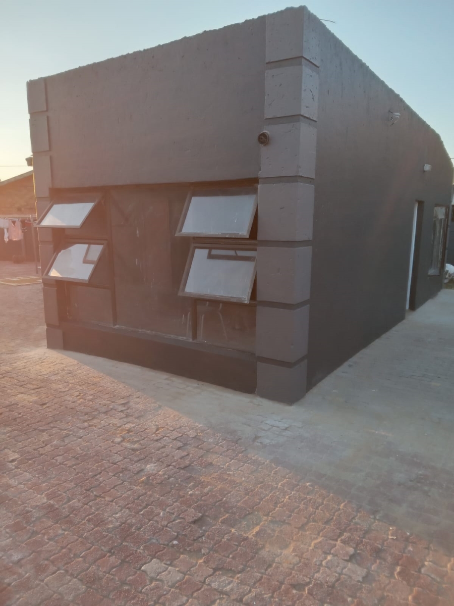 3 Bedroom Property for Sale in Westonaria Gauteng