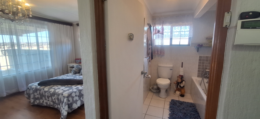 3 Bedroom Property for Sale in Rant En Dal Gauteng
