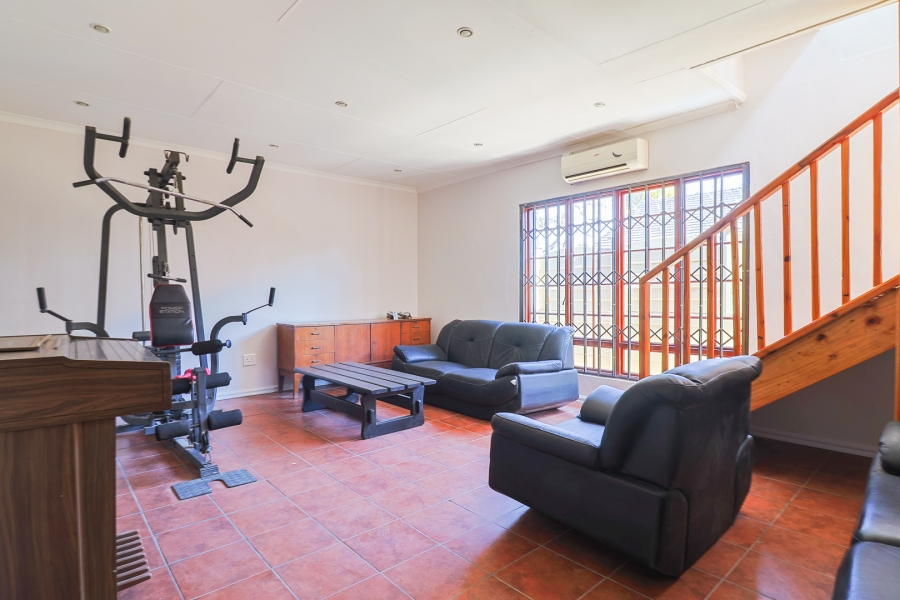 4 Bedroom Property for Sale in Randhart Gauteng