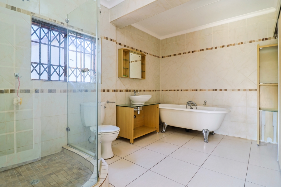 4 Bedroom Property for Sale in Randhart Gauteng