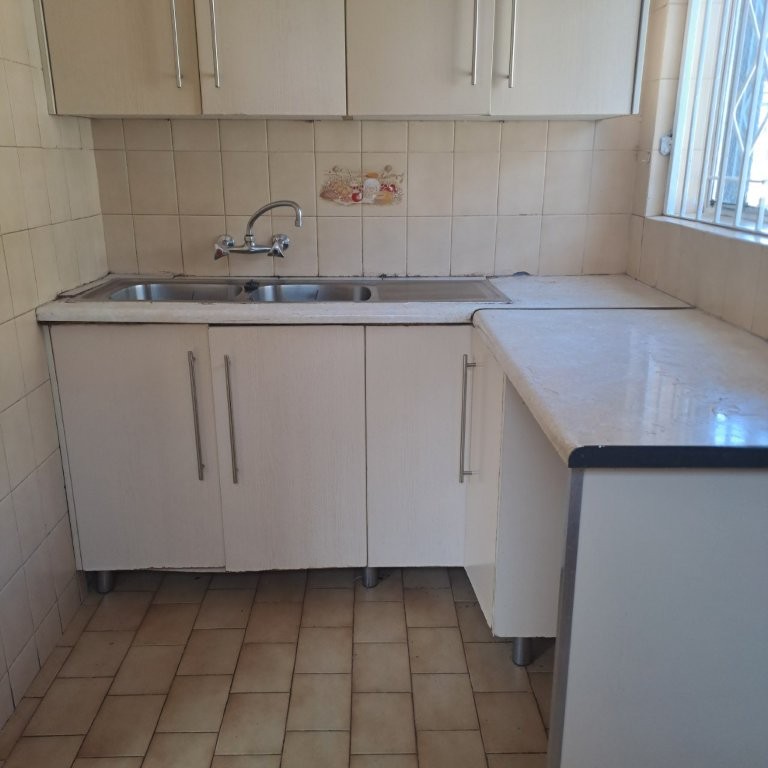 To Let 3 Bedroom Property for Rent in Orange Grove Gauteng