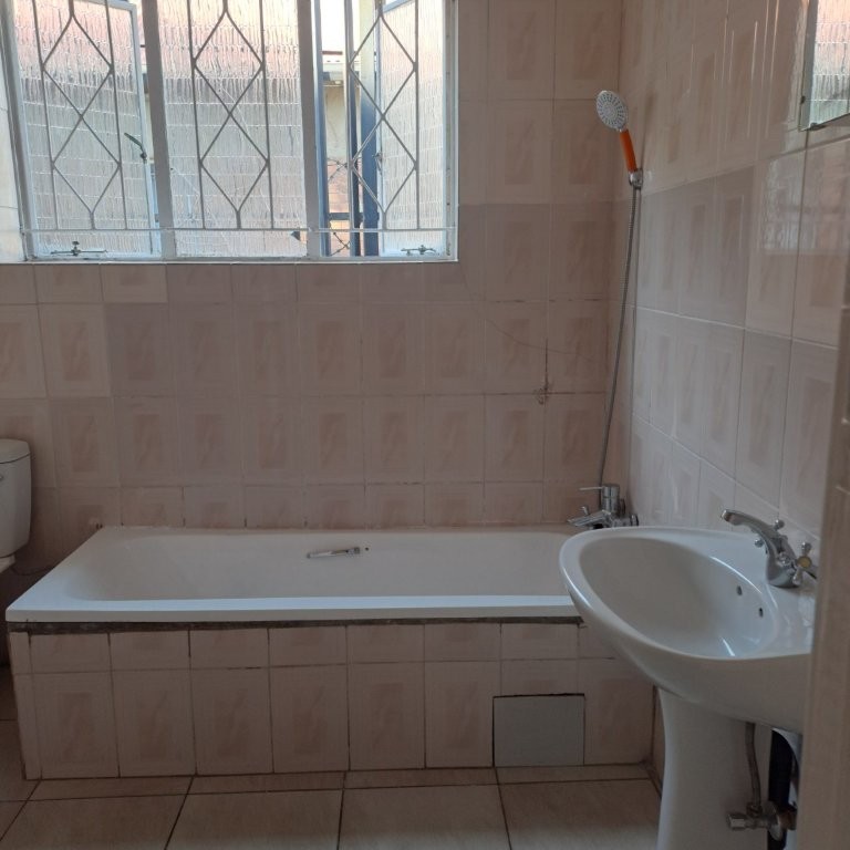 To Let 3 Bedroom Property for Rent in Orange Grove Gauteng