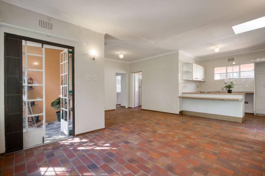 3 Bedroom Property for Sale in Linden Gauteng