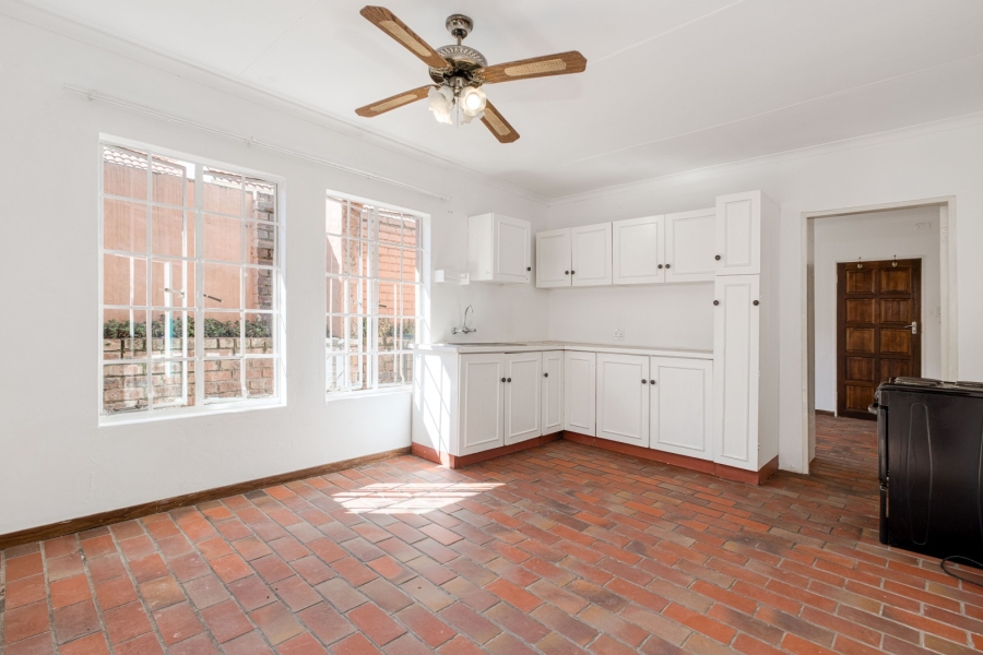 3 Bedroom Property for Sale in Linden Gauteng