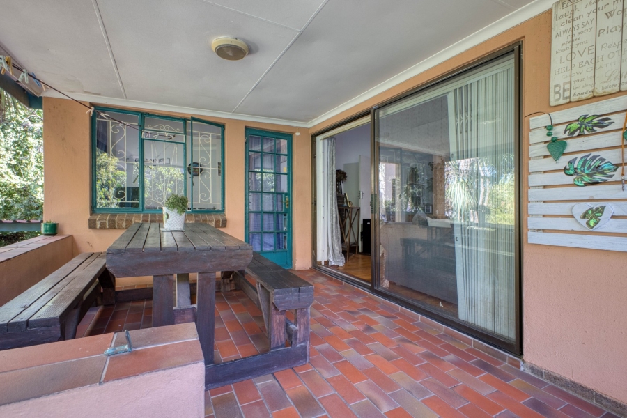 3 Bedroom Property for Sale in Linden Gauteng