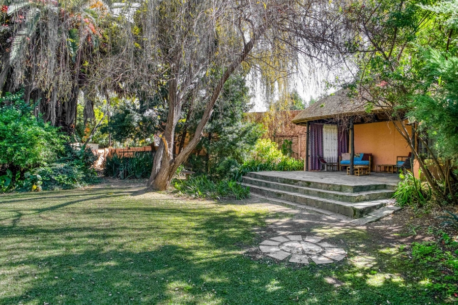 3 Bedroom Property for Sale in Linden Gauteng