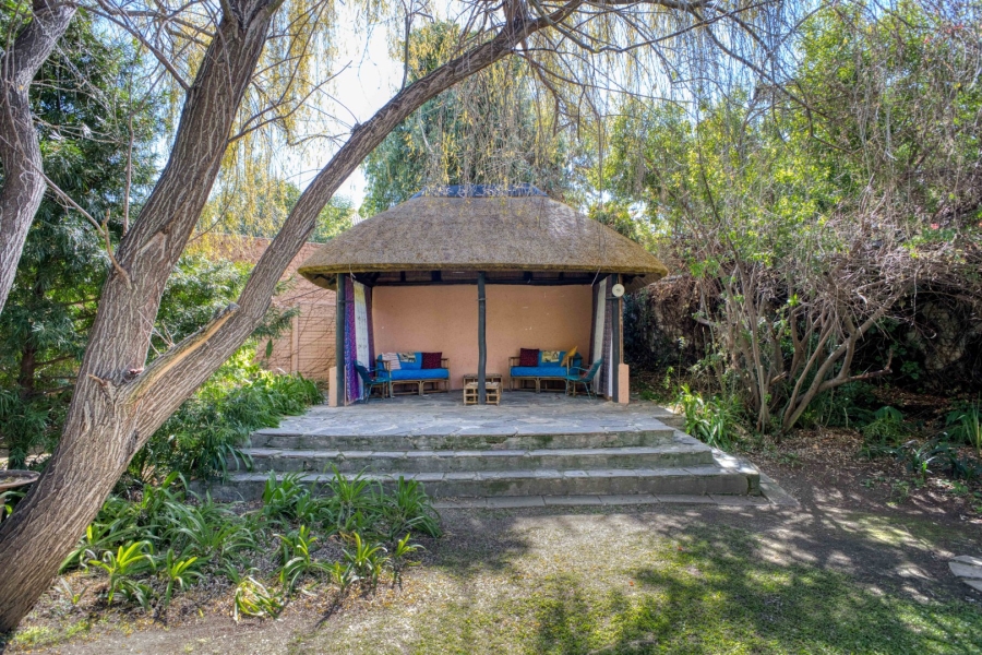 3 Bedroom Property for Sale in Linden Gauteng