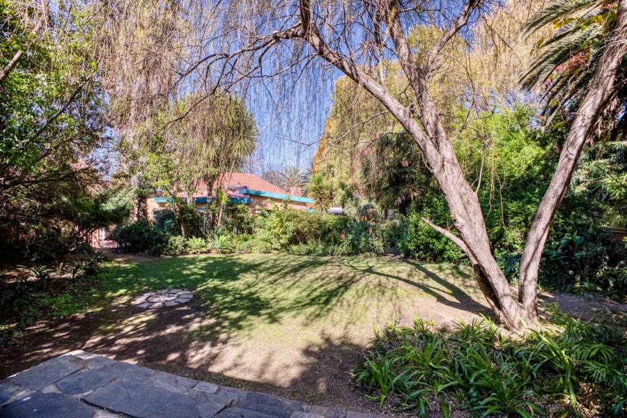 3 Bedroom Property for Sale in Linden Gauteng