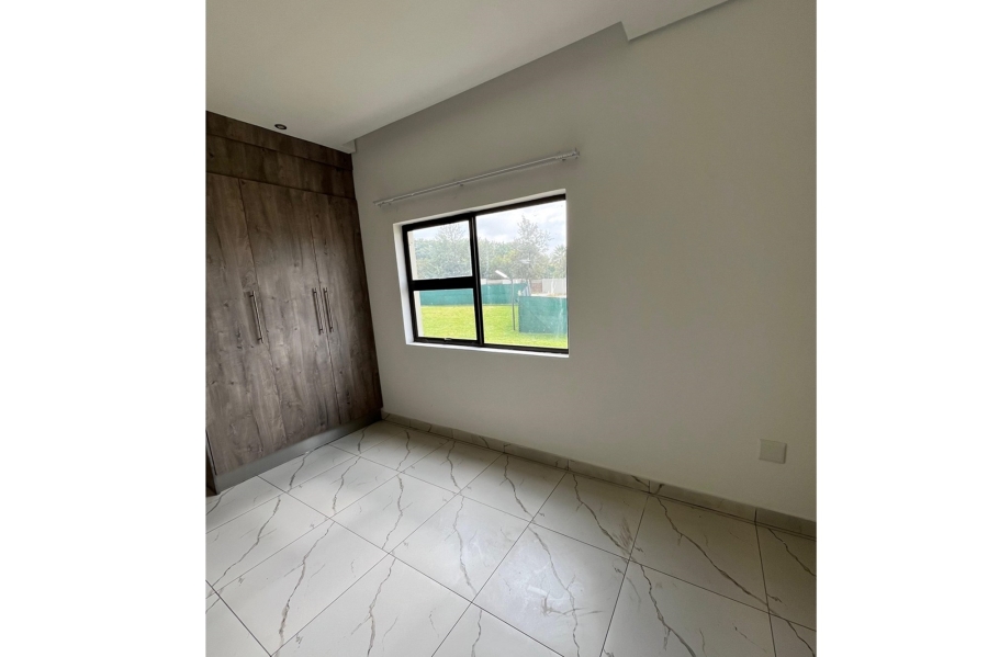 To Let 2 Bedroom Property for Rent in Noordwyk Gauteng