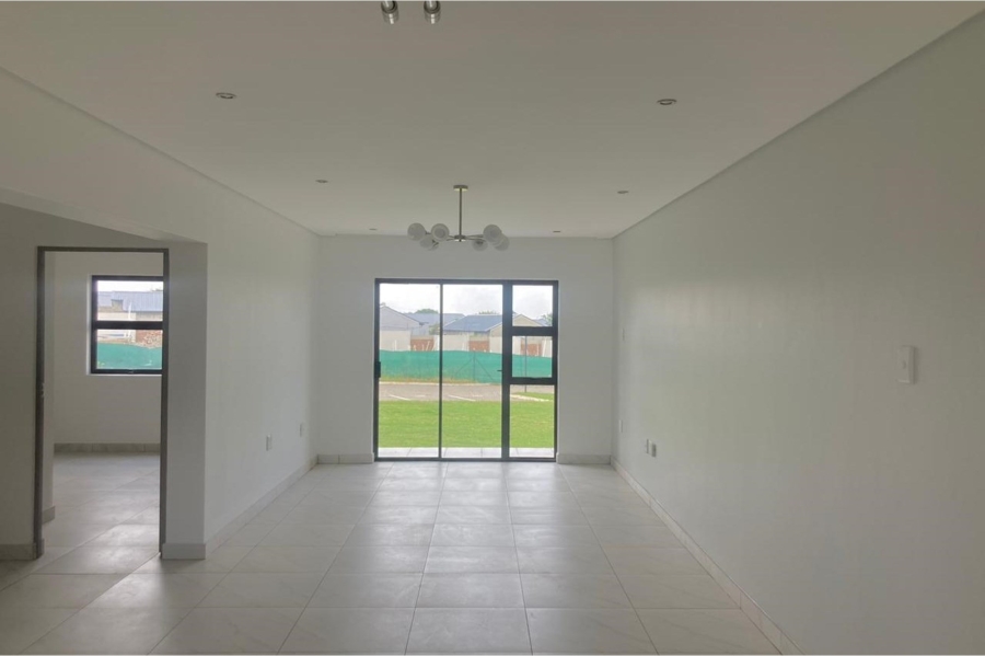 To Let 2 Bedroom Property for Rent in Noordwyk Gauteng