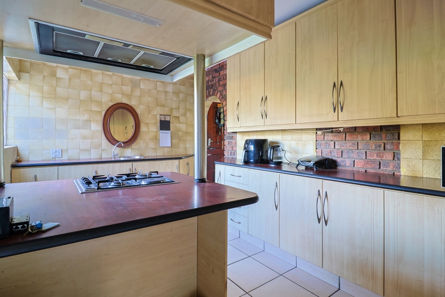 4 Bedroom Property for Sale in Blignautsrus A H Gauteng