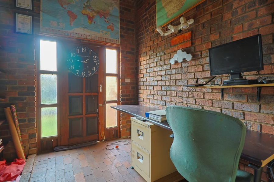 4 Bedroom Property for Sale in Blignautsrus A H Gauteng