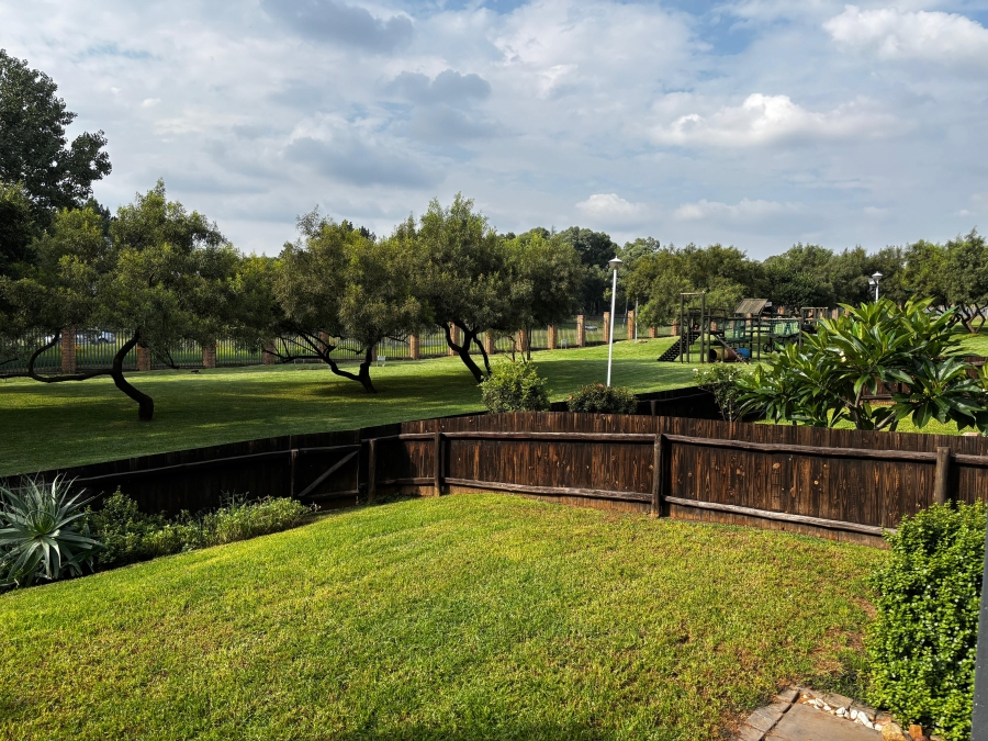 2 Bedroom Property for Sale in Greenstone Hill Gauteng