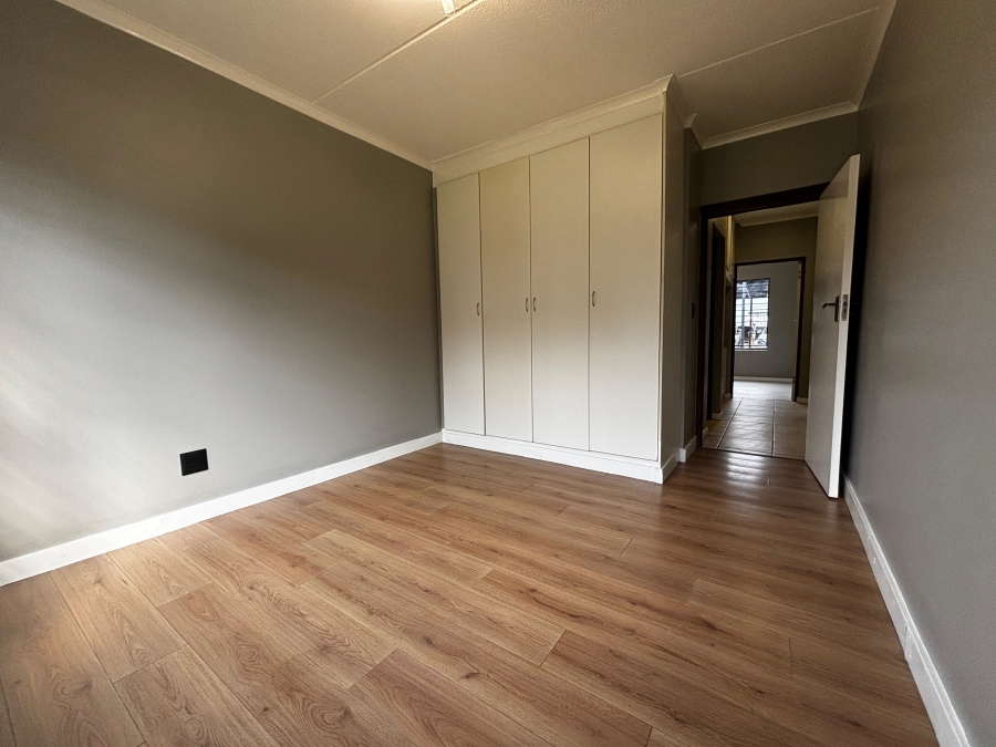 2 Bedroom Property for Sale in Greenstone Hill Gauteng