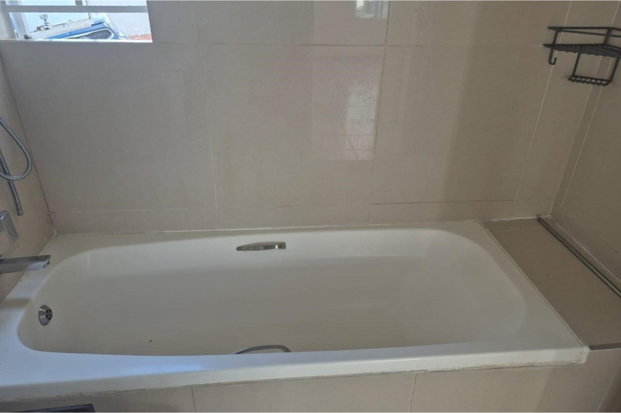 To Let 2 Bedroom Property for Rent in Noordwyk Gauteng
