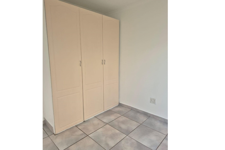 To Let 2 Bedroom Property for Rent in Noordwyk Gauteng