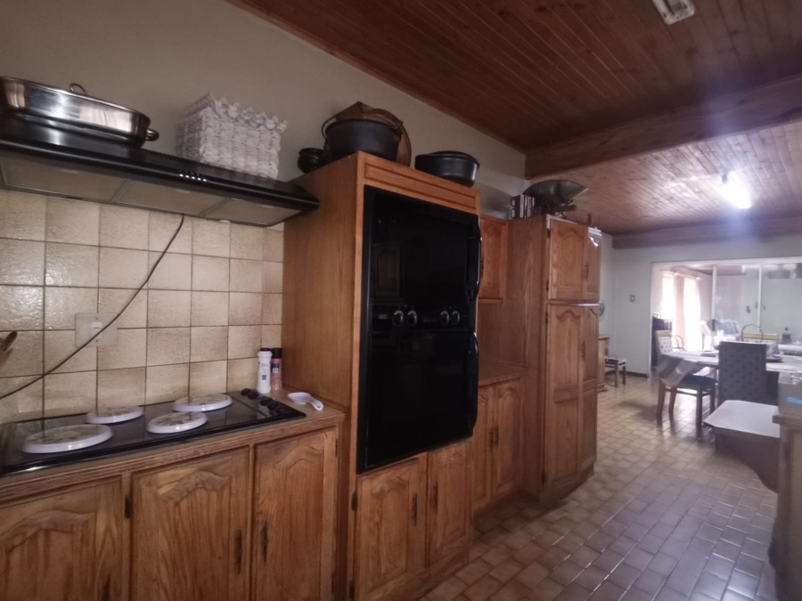 4 Bedroom Property for Sale in Vanderbijlpark Sw 2 Gauteng