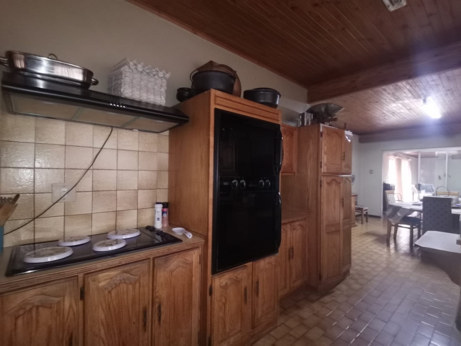 4 Bedroom Property for Sale in Vanderbijlpark Sw 2 Gauteng