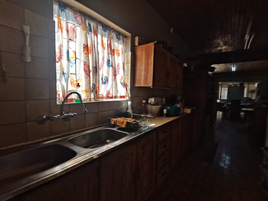 4 Bedroom Property for Sale in Vanderbijlpark Sw 2 Gauteng