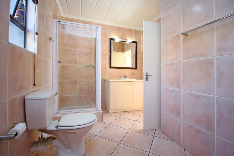 2 Bedroom Property for Sale in Noordhang Gauteng