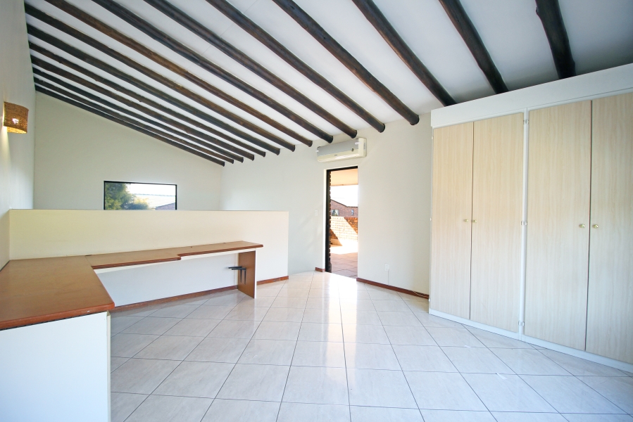 2 Bedroom Property for Sale in Noordhang Gauteng