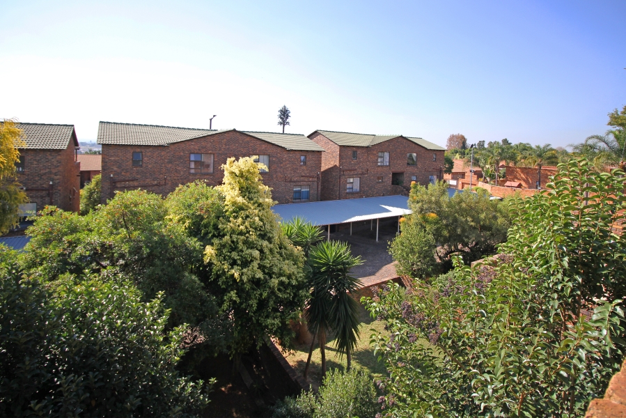 2 Bedroom Property for Sale in Noordhang Gauteng